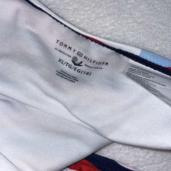 Tommy Hilfiger large GIRLS SWIMSUIT Tankini Bikini 2 Piece New 4th July Stripes - Picture 7 of 7